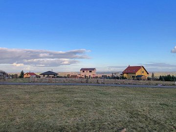 Pronájem pozemku bydlení pozemek 2986 m², Úžice,Kutná Hora,Středočeský kraj
