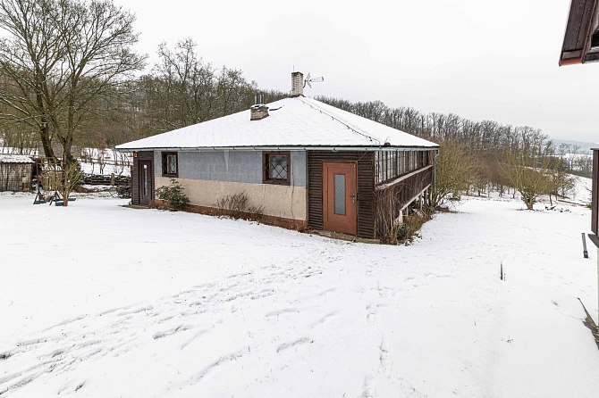 Prodej domu chata 53 m² pozemek 2435 m², Křivoklát